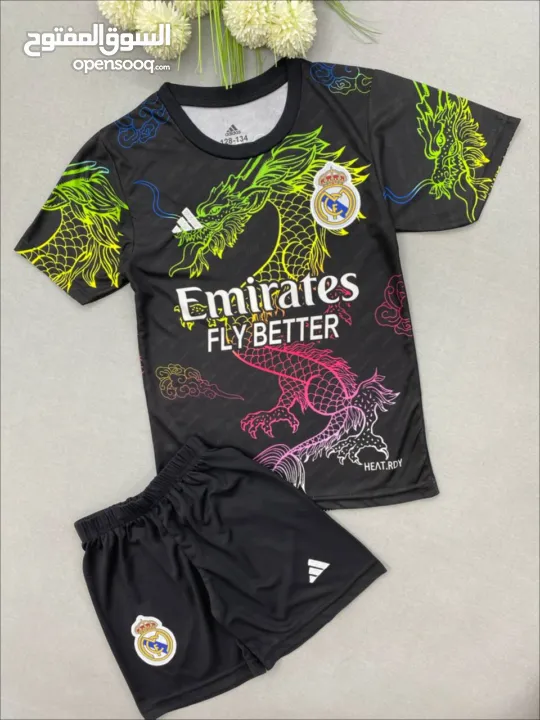 اطقم ولاديه من عمر 4-14سنه لحق حالك Nidal brand