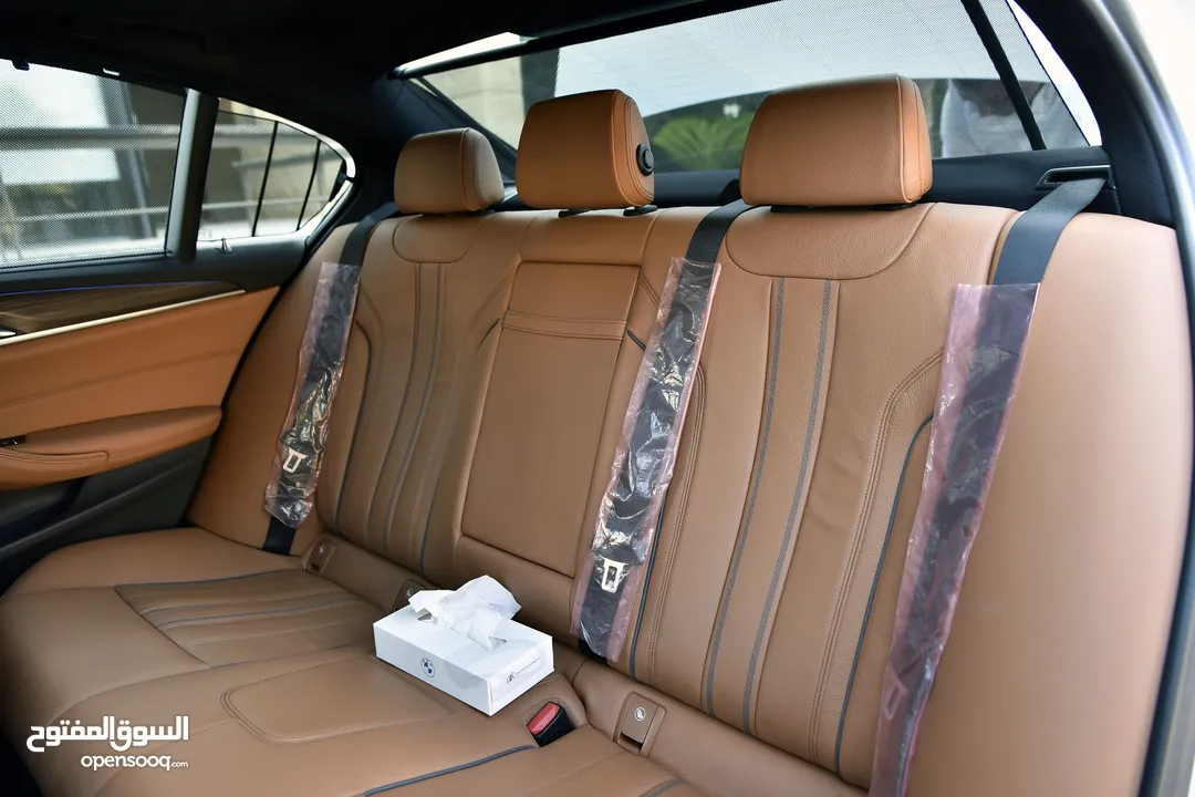 بي ام دبليو الفئة الخامسة بلج ان هايبرد 2019 BMW 530e Plug In Hybrid