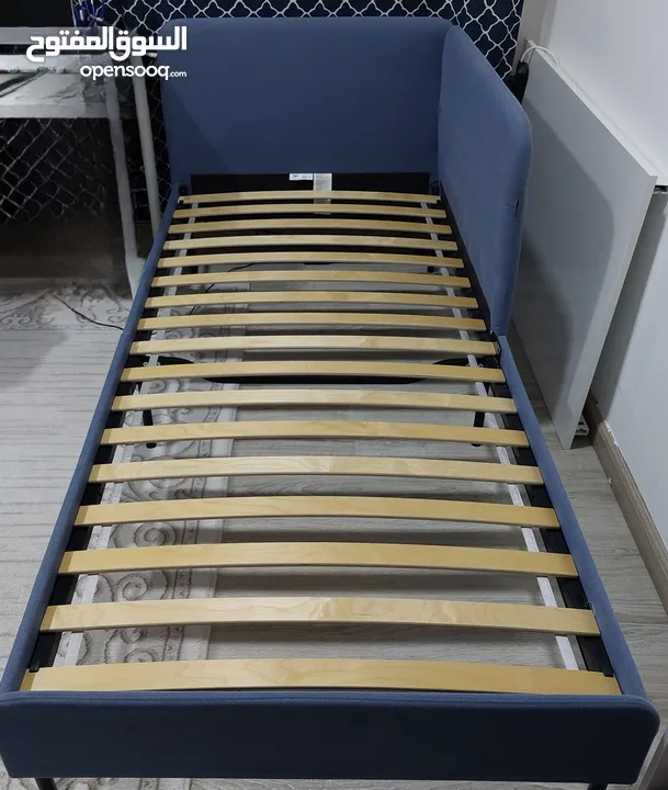 ikea bed frame with corner headboard,90x200 cm mattress
