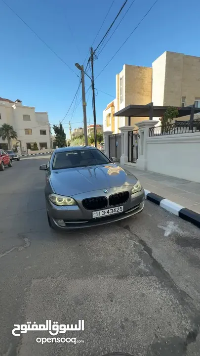 لون مميز بحالة ممتازة BMW f10 فحص كامل ماتور 3000