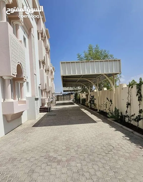 For Rent 5 Bhk Villa In Al Azaiba للإيجار 5 غرف نوم  فيلا في العذيبة