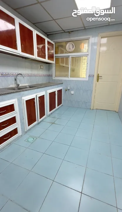 Flat for Rent ( 2 BHK ) شقة بغرفتين وصالة للايجار