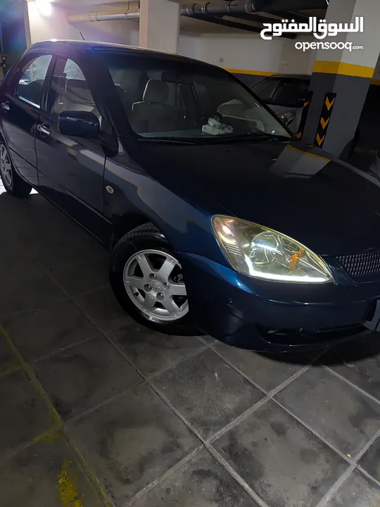 متسوبيشي لانسر GLX 2007 1600 cc وارد الخليج الكويت جميع الإضافات بإستثناء الفتحه وجنط إضافي.