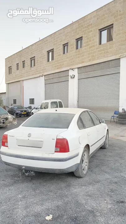 باسات 1999 للبيع