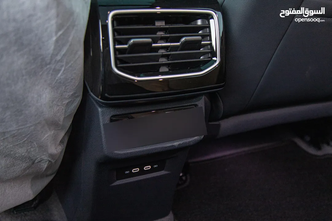 امتلكها الآن بدفعة أولى 3050 دينار من سبيد أوتو  Volkswagen ID6 Crozz Pro 2024