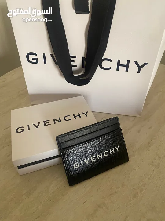 محفظة GIVENCHY