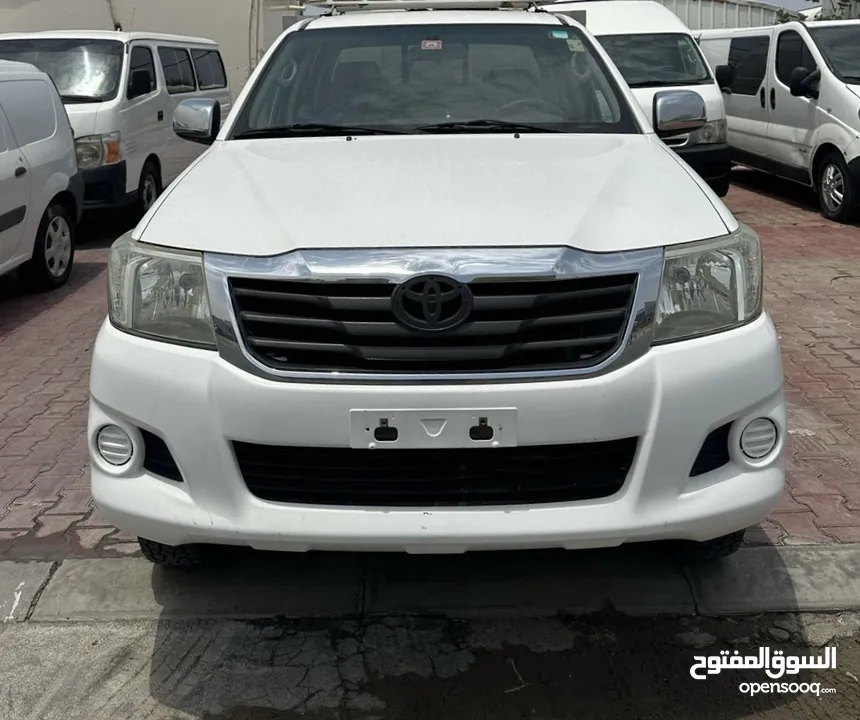 Hillux freezer 2.7L 4x4 petrol automatic gear 2014 Gcc