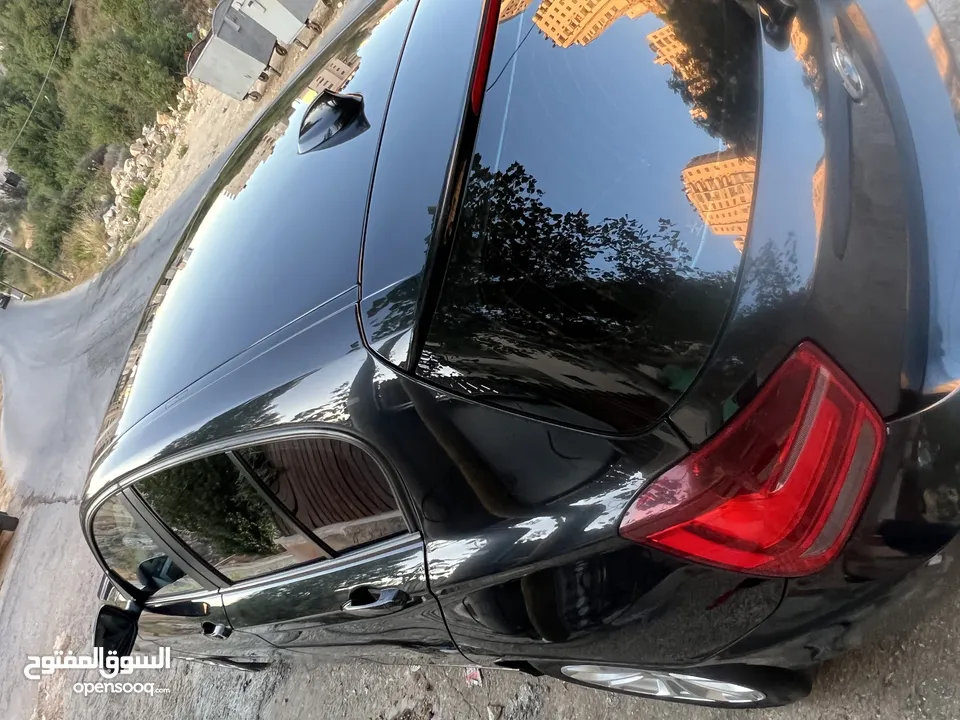 سيارة بي ام دبليو المانية من طراز BMW116i موديل 2016 \ ترخيص 2015