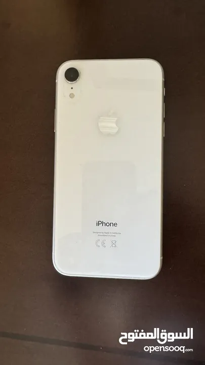 iPhone XR أبيض بحالة ممتازة جداً، لم يُفتح أو يُصلّح نهائيًا، نظيف وكأنّه جديد.