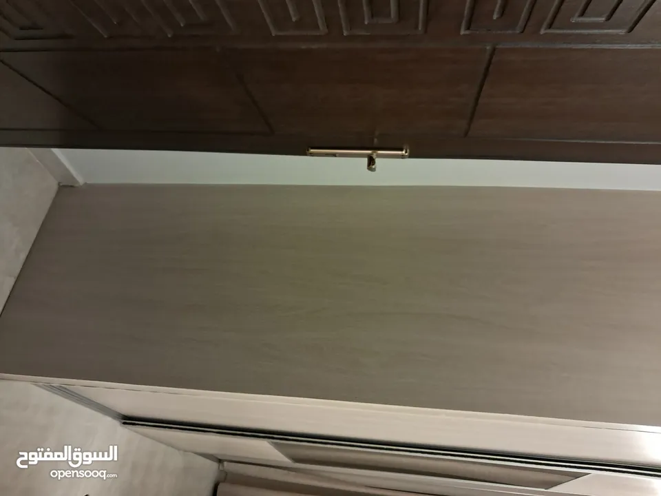 للايجار متاحه من تاريخ 15\6لغايه 27\6شقه محدثه نظام تشطيب كامله فندقي فرش مجهز فندق تفصيل