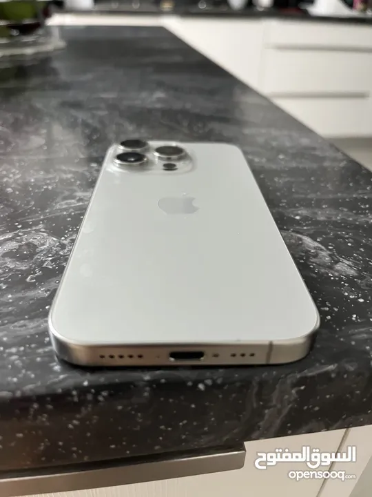 Iphone 15pro 128 Natural titanium