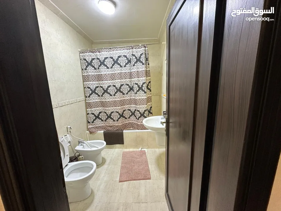 شقة مفروشة للايجار في دير غبار ( Property 38292 ) سنوي فقط