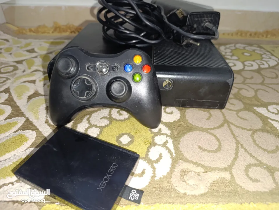 xbox 360 E  مهكرة مستعملة
