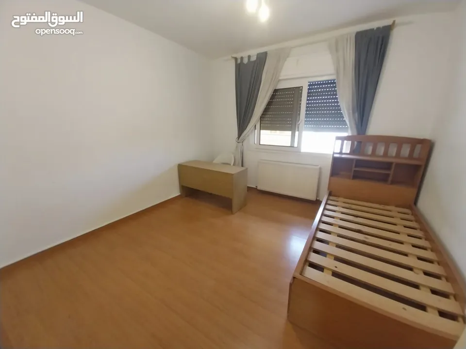 Unfurnished apartment to Rent  ( Property 38822 )-174775443