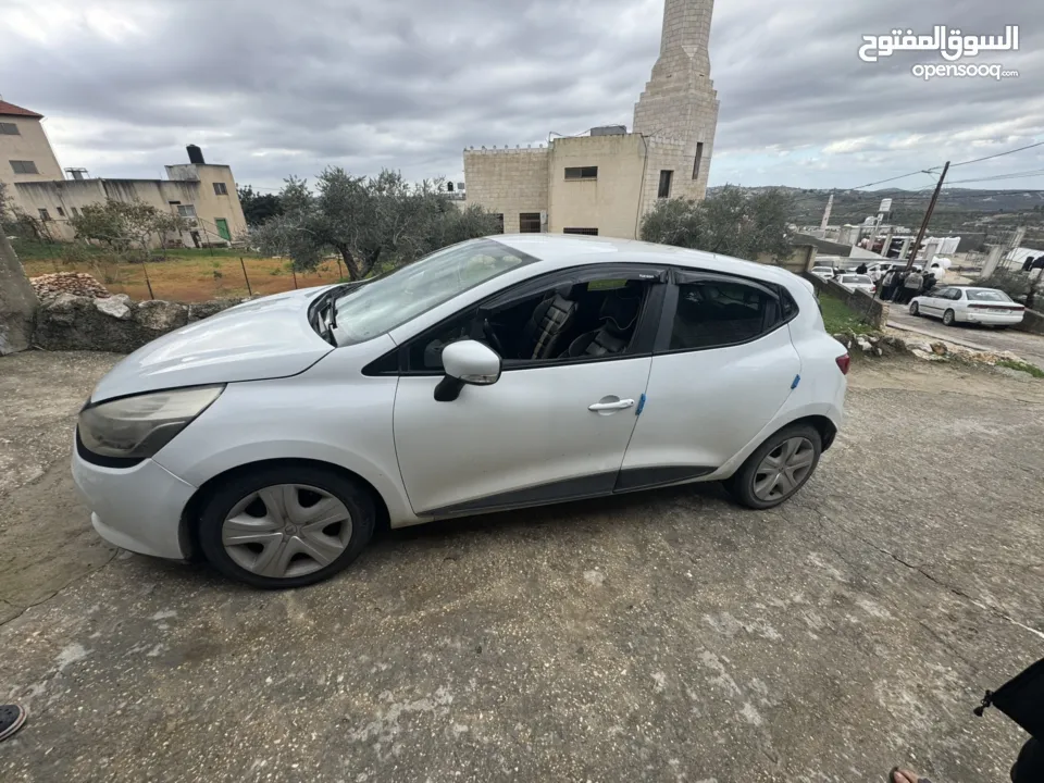 سيارة للبيع