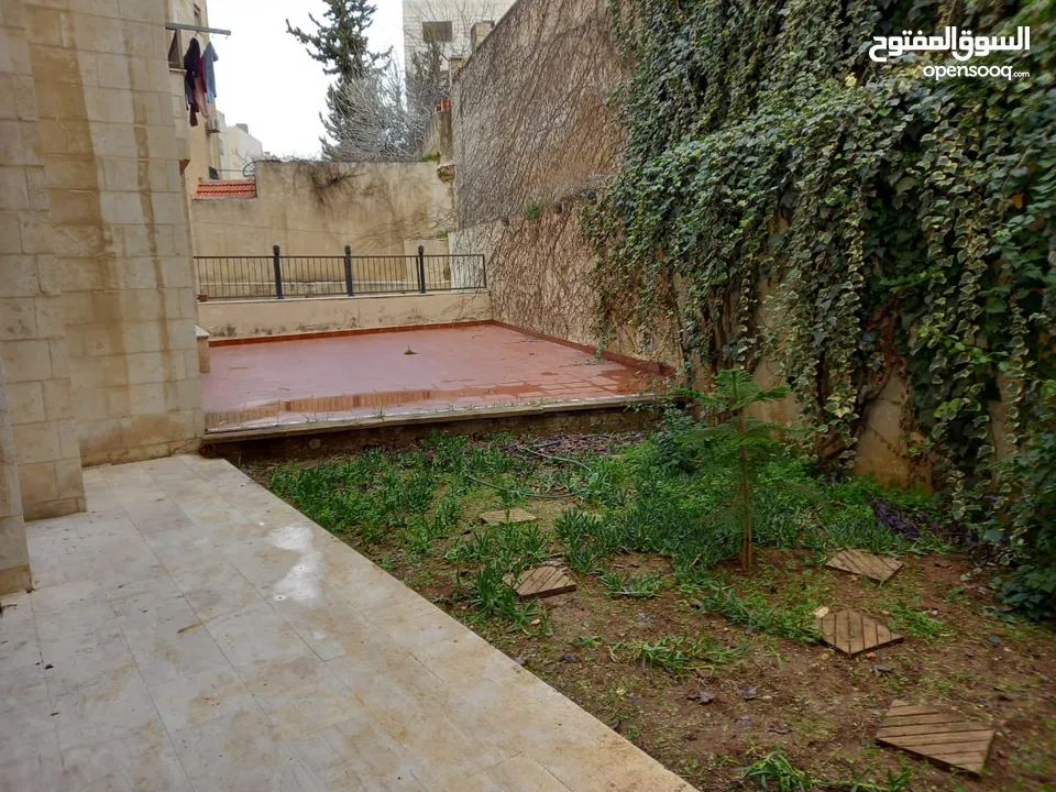 شقة مفروشة - الشميساني - 3نوم 1ماستر - 205م - حديقة - اعلان رقم A166