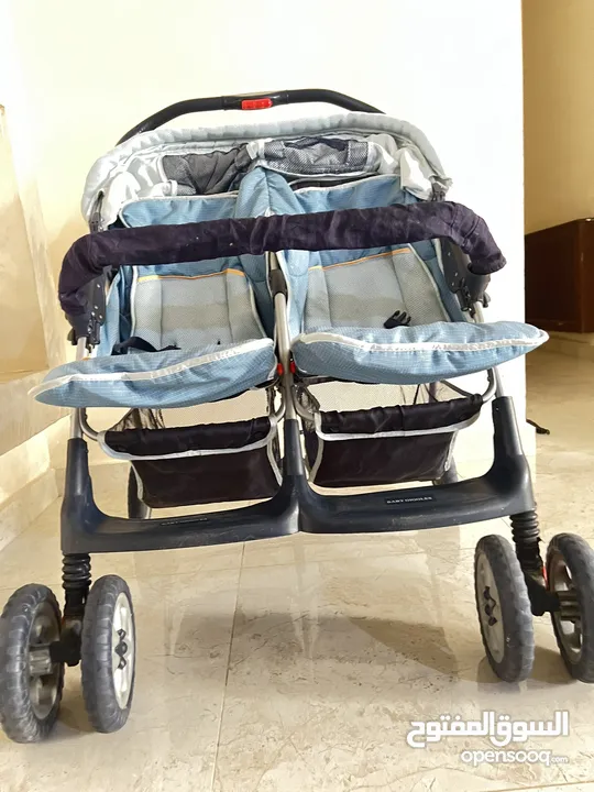 عرباية أطفال توأم