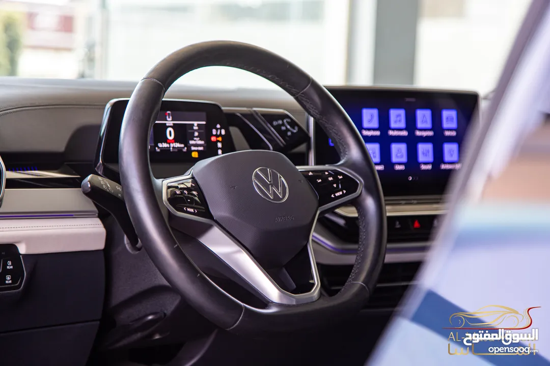 Volkswagen ID6 Crozz Pro 2022  السيارة مميزة جدا و قطعت مسافة 31,000 كيلو متر