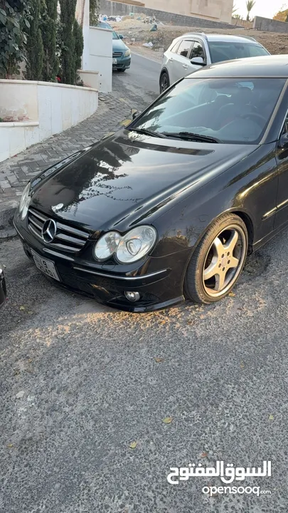 Clk 2003 اسود للبيع