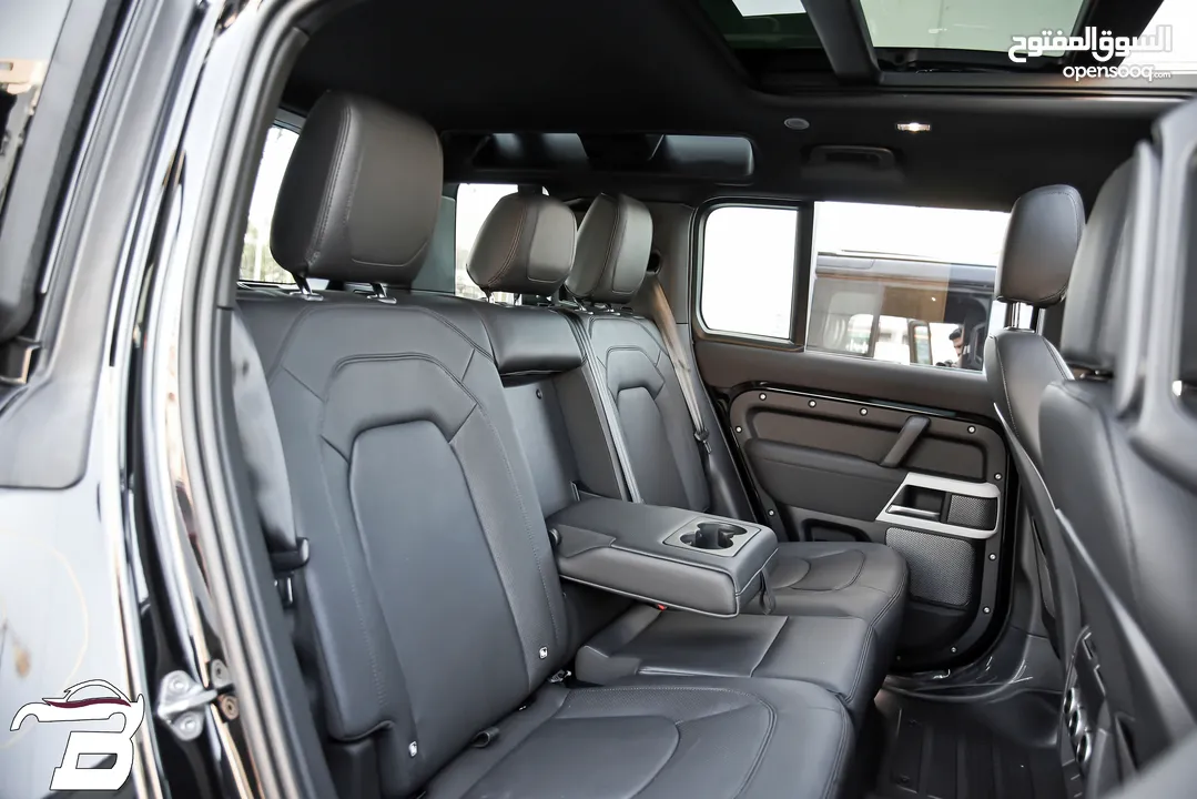 لاند روفر ديفندر بلاك ايديشن وارد وكفالة الوكالة 2023 Land Rover Defender Black Edition