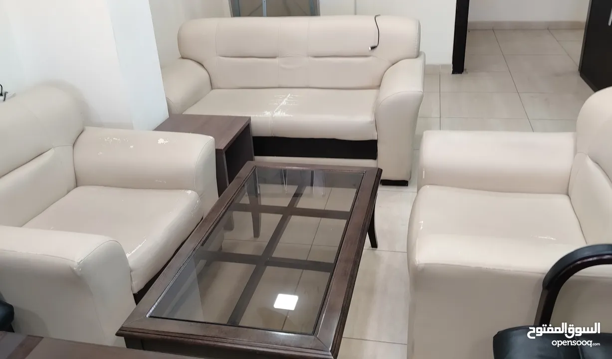 اثاث مكتبي للبيع