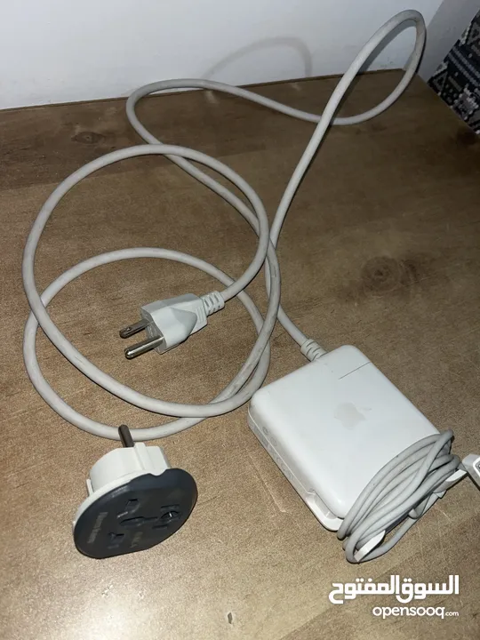 MacBook power 61w