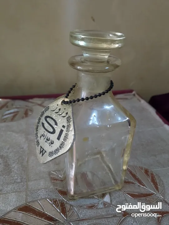 علبه اصنصات عجور للمحلات تقريبٱ 30 علبه مع غطيهم