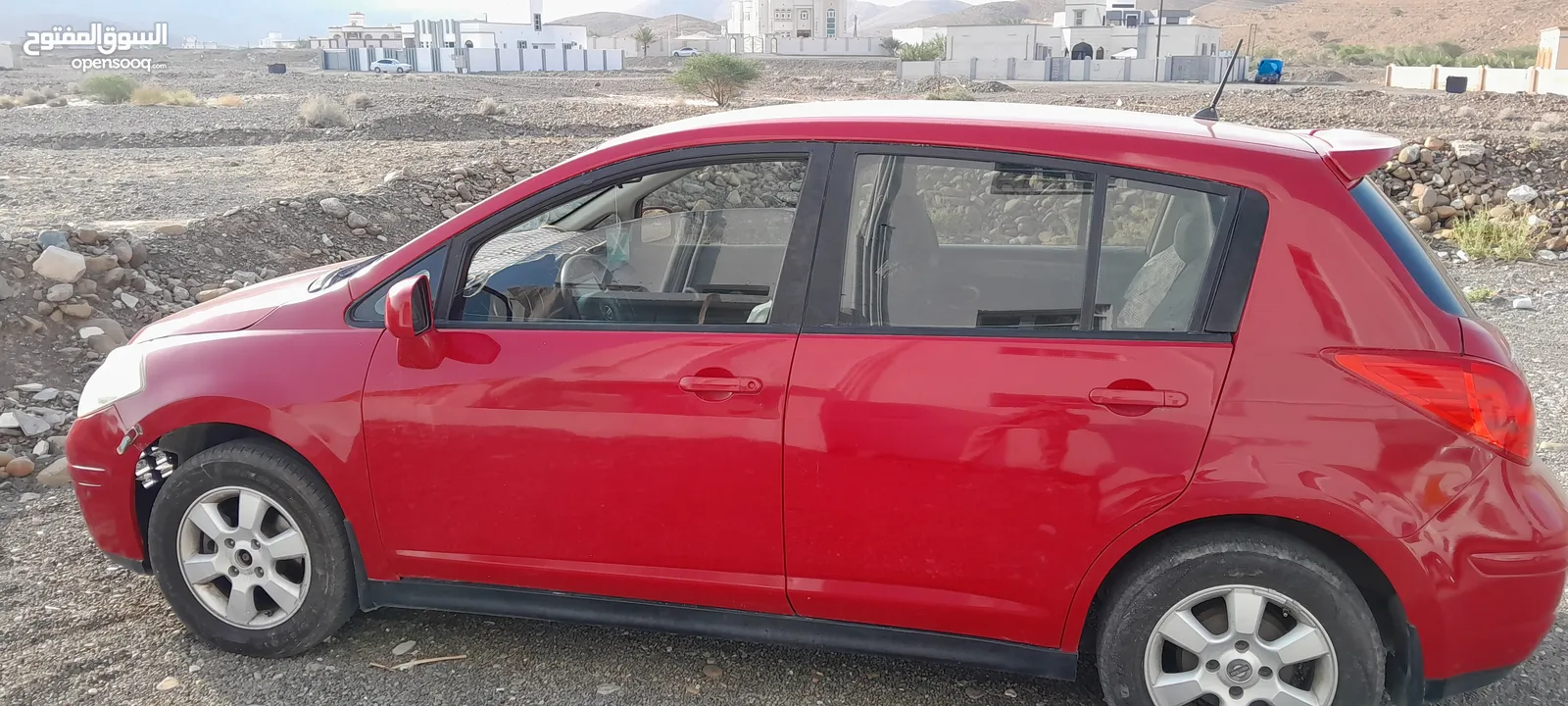 Nissan versa 2010