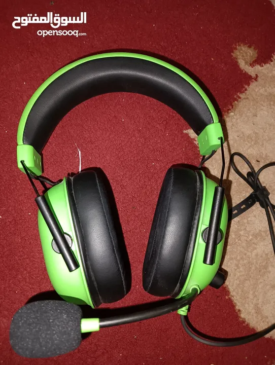 razor headphones blackshark V2 X wired headset with mic -green brand new .................