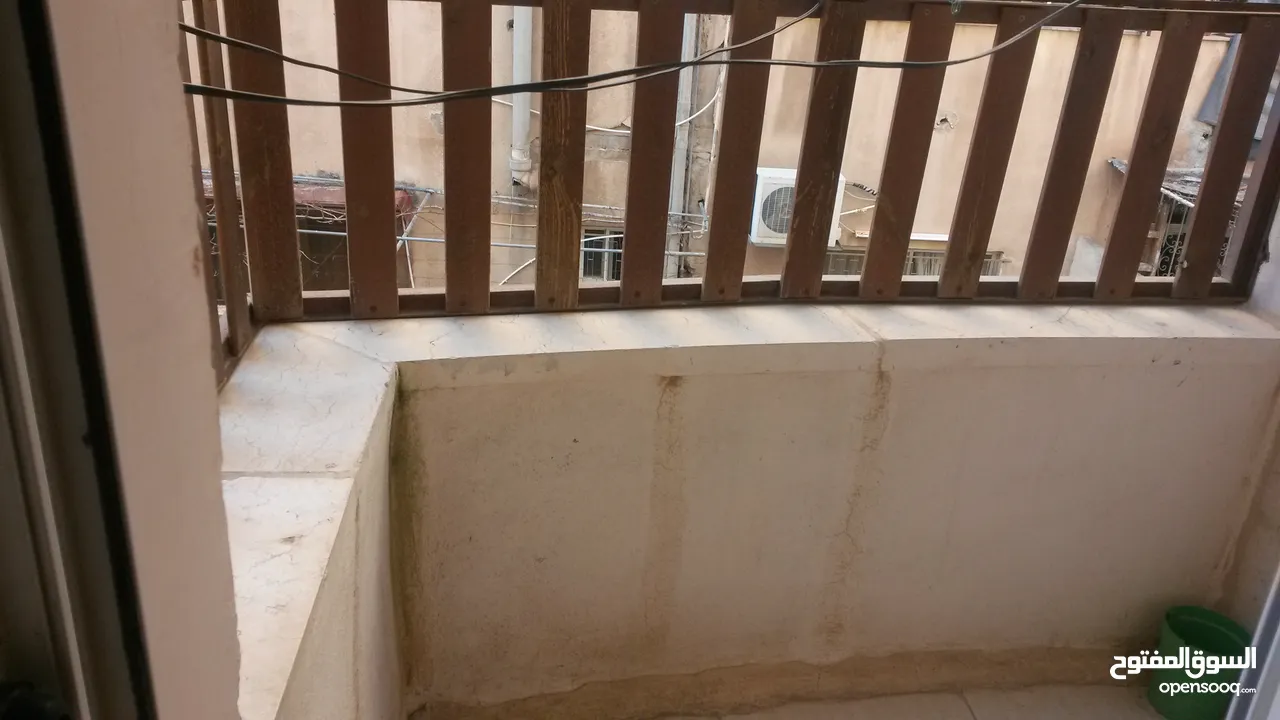 ستديو مفروش للإيجار بالقرب من اشارة النسيم  وبسعر منااسب وقريبه على كل الخدمات  للجادين التواصل