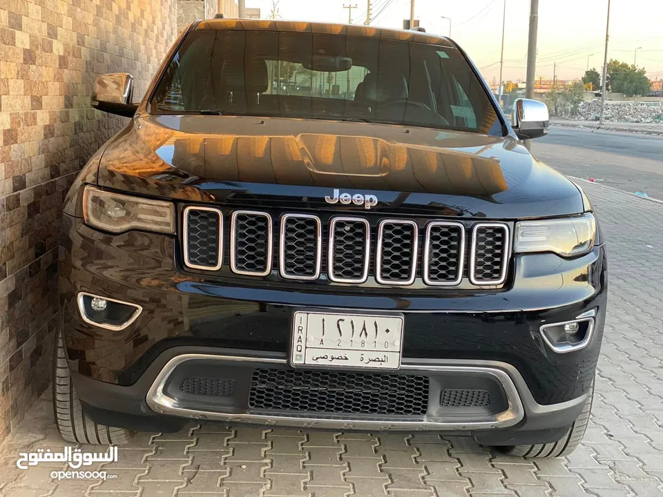 جيب جراند شيروكي (jeep grand Cherokee) موديل 2018 كفالة من الزلغ مغلغة ppf وعازل حراري ودوسات كهربا