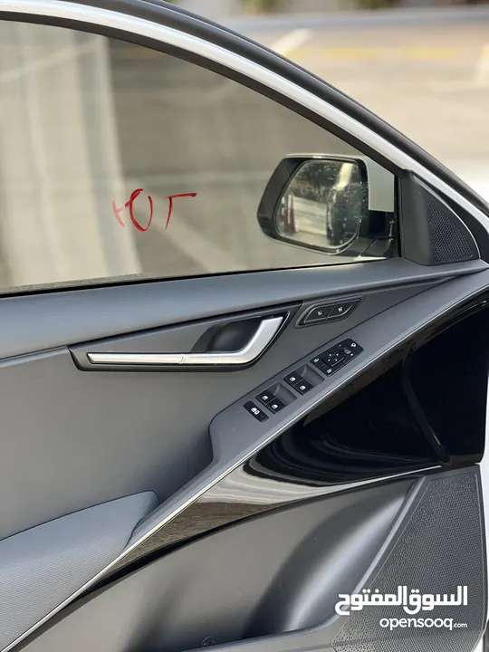 Kia niro hybrid full  2022  كيا نيرو هايبرد  فل اضافات  ترخيص 2022                   فحص نخب