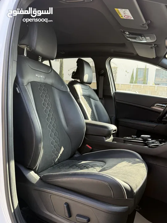 كيا سبورتاج GT Line ترخيص 2022 محرك 1600 هايبرد  جير أوتوماتيك 240 حصان
