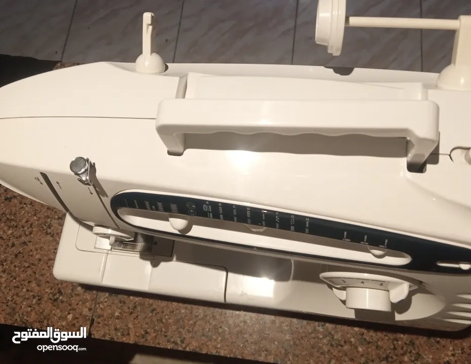 ماكينة خياطة سنجر بحالة الوكالة