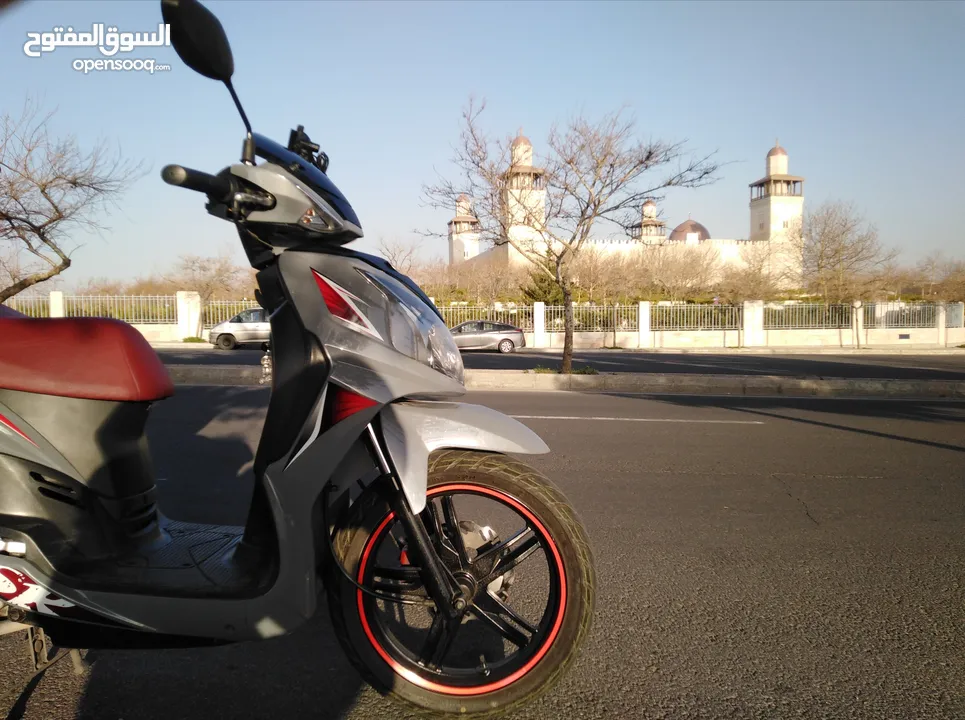 SYM200-SR.