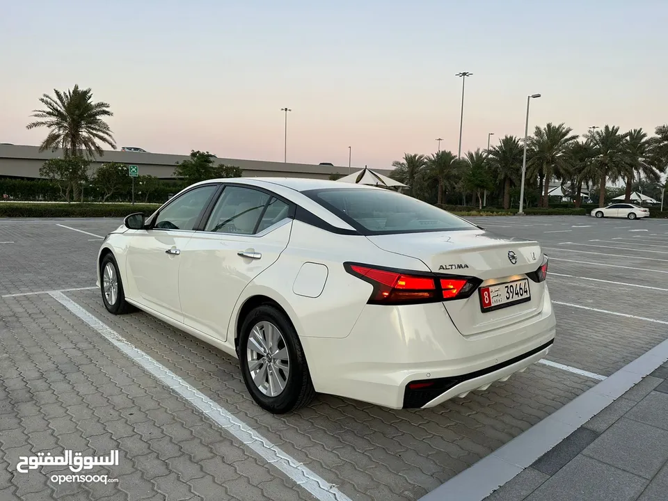 للبيع نيسان التيما 2020 خليجي الموتر رائع قمة فالنظافة  ———————————— شاشة أبل كاربلي APPLE CARPLAY /