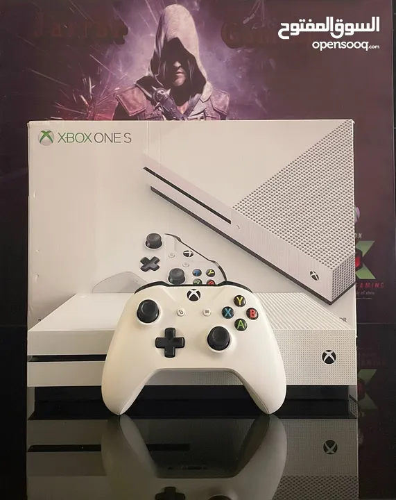 Xbox one s 1000 giga بحاله الجديد