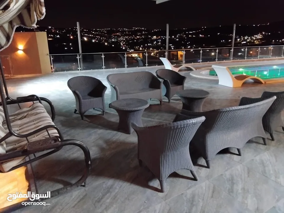 مزرعة وشاليه فيلا طلة الجبل في بيرين للايجار اليومي والاسبوعي والشهري اطلالة ولا بالخيال نتشرف فيكم