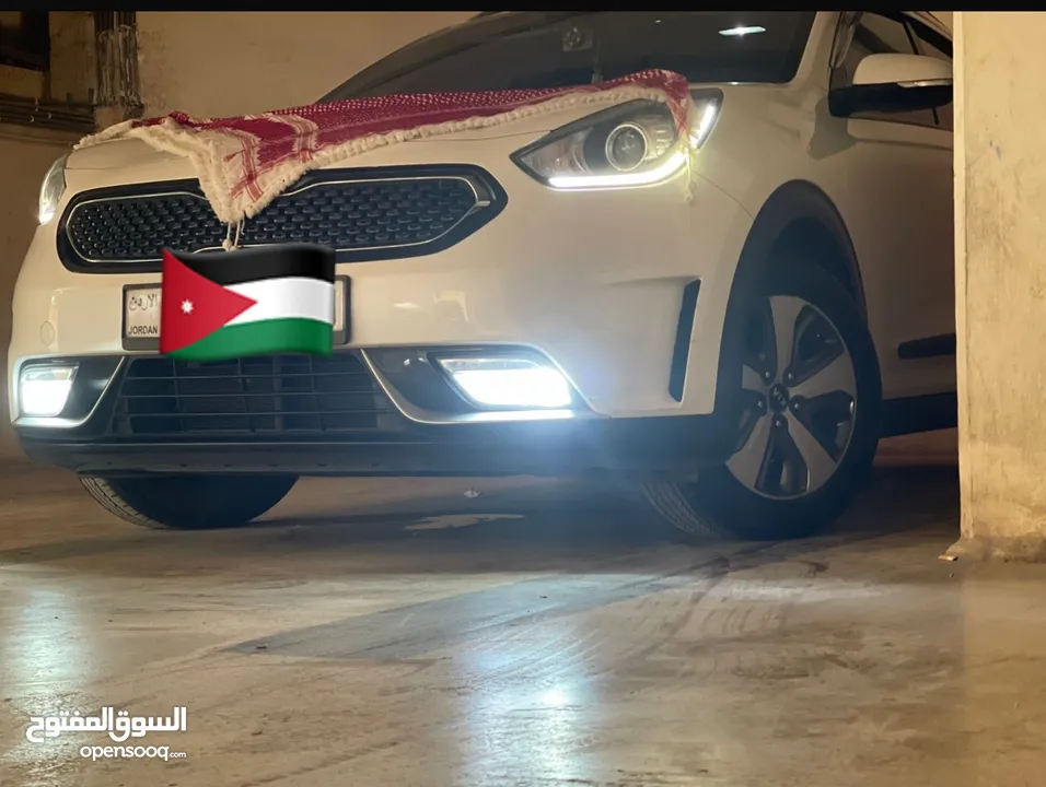 كيا نيرو 2018 وارد كوريا اصلي-لم تعمل تطبيقات مشاءالله عليها  توب نظافه فحص اقتصاديه جدا 450 بالتنكه