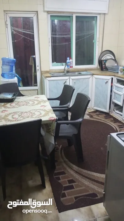 شقة طابق ثالث مقابل وزاره الصحه للبيع