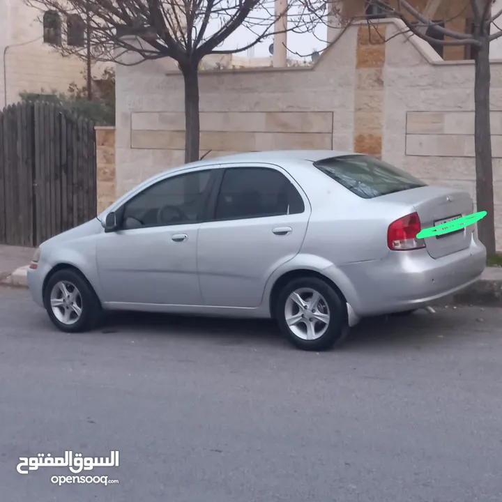 سياره شقر افيو البيع