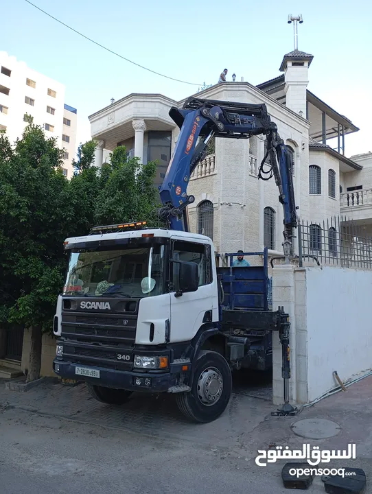 شاحنه سكانيا مديل 2003 ضبل حي  رافعه من نوع bm 385.5 مديا 2010