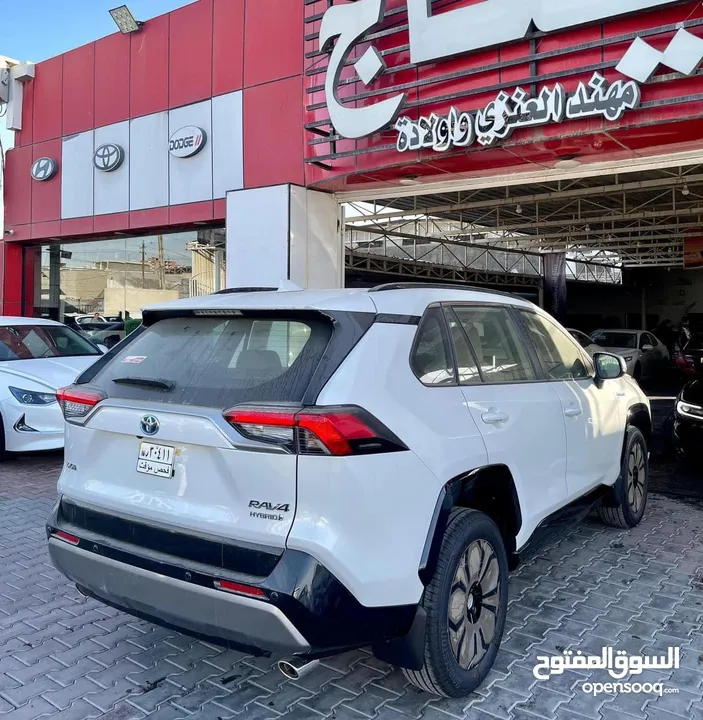 تويوتا راف فور خليجي RAV4 S) 2024) هايبرد فول مواصفات عبد اللطيف جميل (بلاك ادشن) سعودي