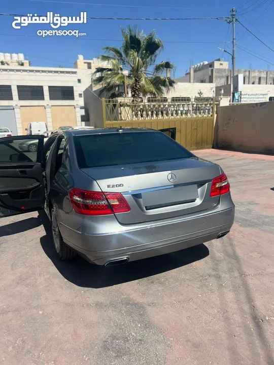 مرسيدس E200 للبيع موديل 2013