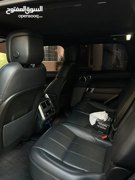 Range Sport 2019 without accidents, original paint in a good condition