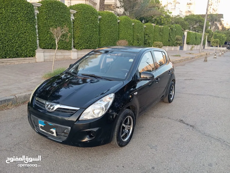 هونداي i 20