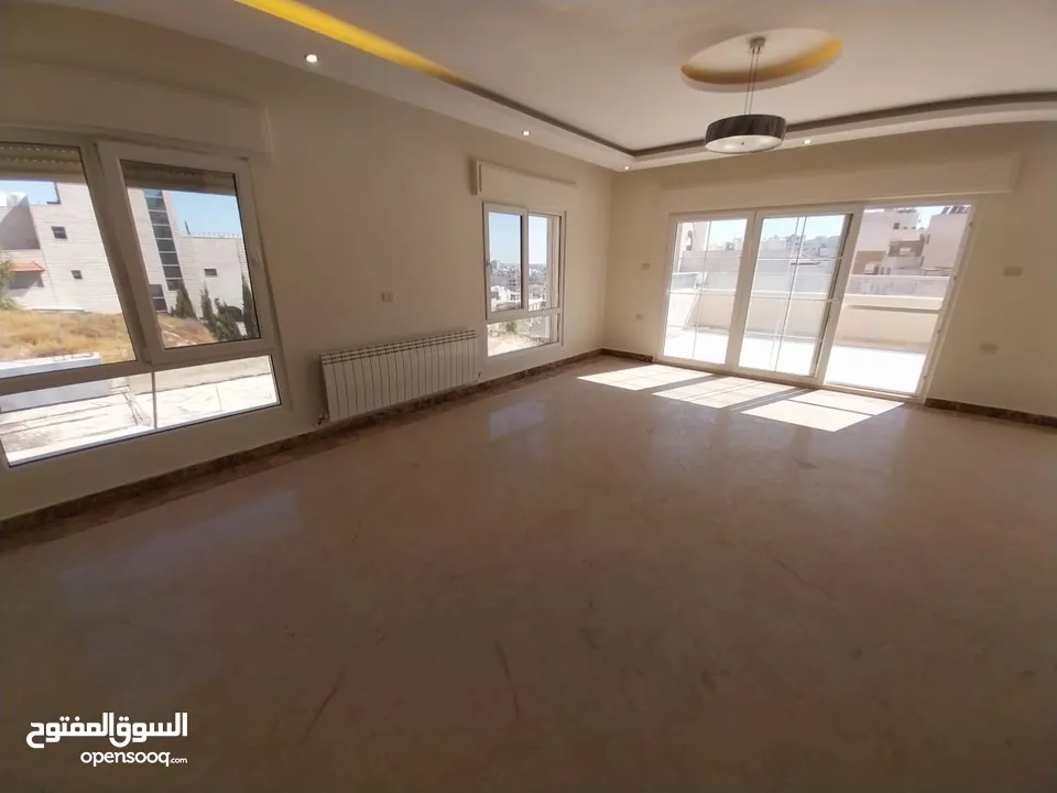 روف دوبليكس للأيجار ( جزء من فيلا ) ( Property 38746 )-175034672