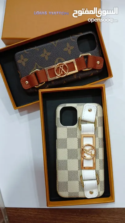 كفرات ايفون ماركة LOUIS VUITTON