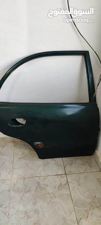 باب خلفي يمين