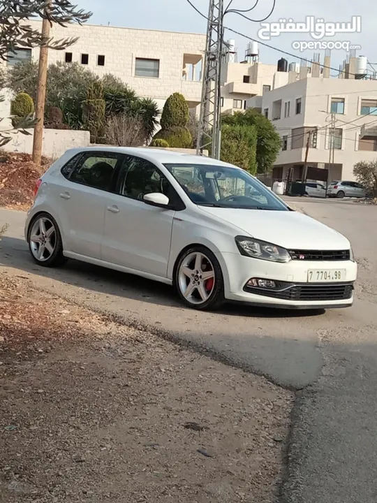 فولكس فاجن بولو 2015